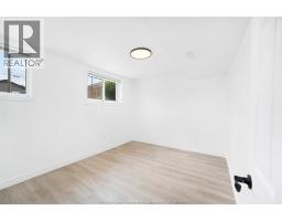 4100 MOUNT ROYAL - 26