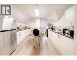 259 WELLINGTON STREET West - 27