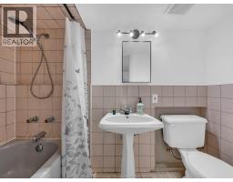 894 DOUGALL - 30