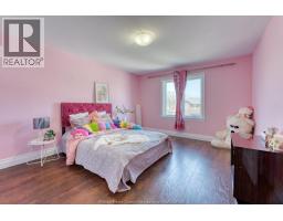 525 MAGUIRE STREET - 32