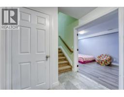 525 MAGUIRE STREET - 37