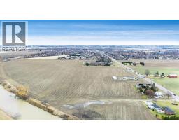 V/L Dufferin AVENUE - 9