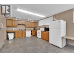 310 VILLAGE GROVE DRIVE UnitNo. 315 - 40