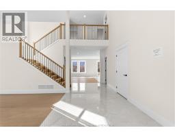 2584 MAYFAIR - 5
