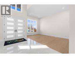 2584 MAYFAIR - 6