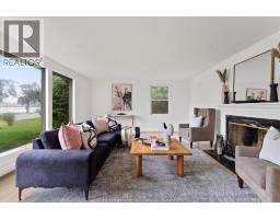 2371 RIVERSIDE DRIVE West - 16