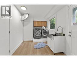 2371 RIVERSIDE DRIVE West - 22