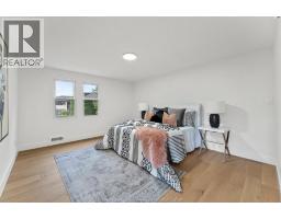 2371 RIVERSIDE DRIVE West - 34