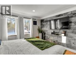805 ROSELAWN - 11