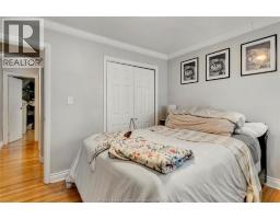 805 ROSELAWN - 13
