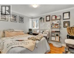 805 ROSELAWN - 19