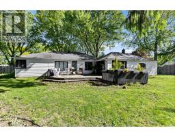 805 ROSELAWN - 32