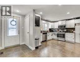 805 ROSELAWN - 7