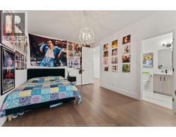 3082 BETTS AVENUE - 21