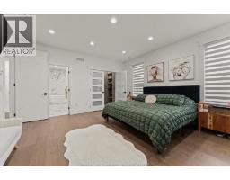 3082 BETTS AVENUE - 24