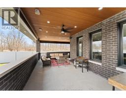 3082 BETTS AVENUE - 36