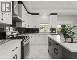 1320 GRAND MARAIS ROAD East - 12