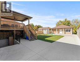 1320 GRAND MARAIS ROAD East - 34