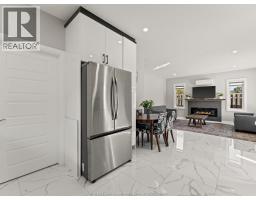 1320 GRAND MARAIS ROAD East - 42