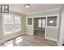 558 ELM - 11
