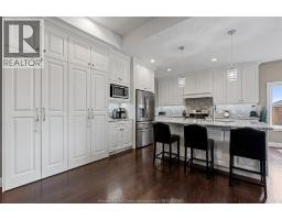 24 PEACHTREE LANE - 11