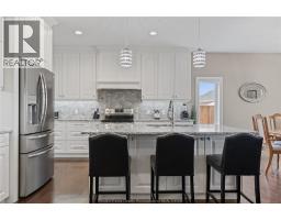 24 PEACHTREE LANE - 14