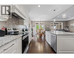 24 PEACHTREE LANE - 15