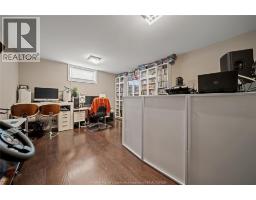 24 PEACHTREE LANE - 33