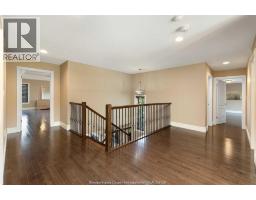 1078 CHARLOTTE CRESCENT - 29