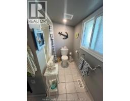 813 ERIE SHORES DRIVE - 18