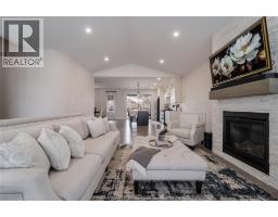 34 Noble COURT - 5