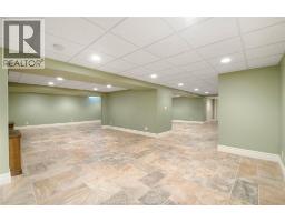 2055 HICKORY LANE - 38