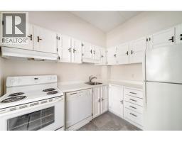 3950 WYANDOTTE STREET UnitNo. 105 - 13
