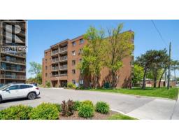 3950 WYANDOTTE STREET UnitNo. 105 - 2