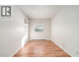3950 WYANDOTTE STREET UnitNo. 105 - 28