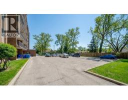 3950 WYANDOTTE STREET UnitNo. 105 - 34