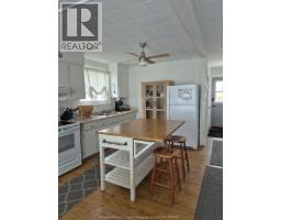 523 LYPPS BEACH - 2