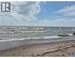 523 LYPPS BEACH - 9