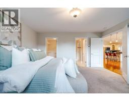 1181 Hayes - 13