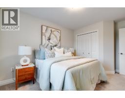 1181 Hayes - 17