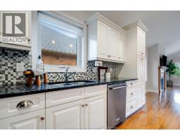 1181 Hayes - 6