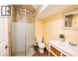 206-208 Arthur STREET North - 35