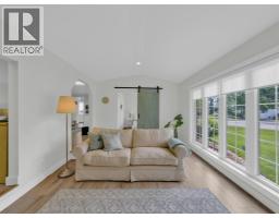 320 LAKEVIEW AVENUE - 16