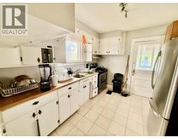 1127 JOSEPHINE AVENUE - 7