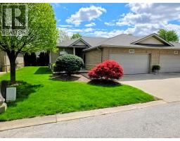 5924 Ballantrae CRESCENT - 2