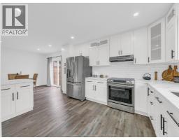 1219 ELSMERE AVENUE - 3