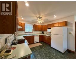1637 ST. CLAIR AVENUE - 5