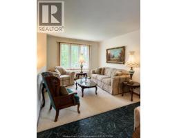 1637 ST. CLAIR AVENUE - 9