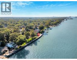 12718-12722 RIVERSIDE DRIVE - 16
