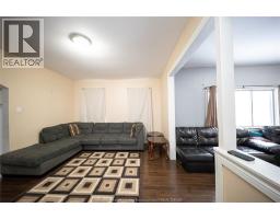 894 UNIVERSITY AVENUE - 16